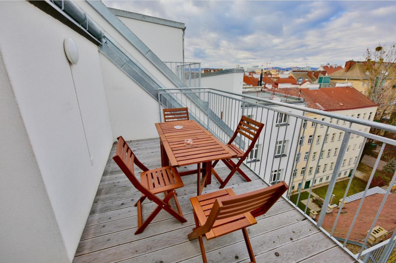 Sunny Penthouse With Terrace. Great View! Dg2 Appartement Wenen Buitenkant foto